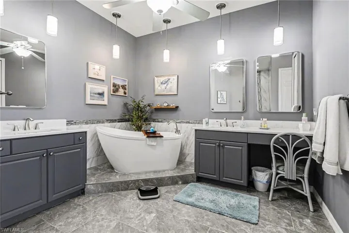 The primary bath has been completely remodeled and is straight out of a magazine!