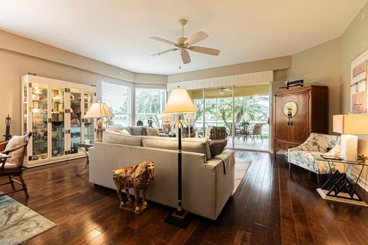 1885 Les Chateaux BLVD # 101, NAPLES FL 34109