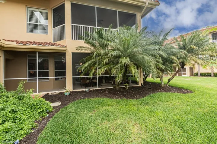1885 Les Chateaux BLVD # 101, NAPLES FL 34109