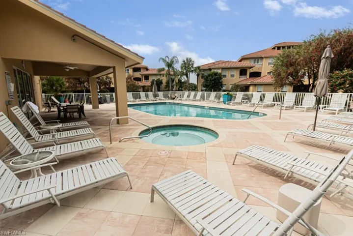 1885 Les Chateaux BLVD # 101, NAPLES FL 34109