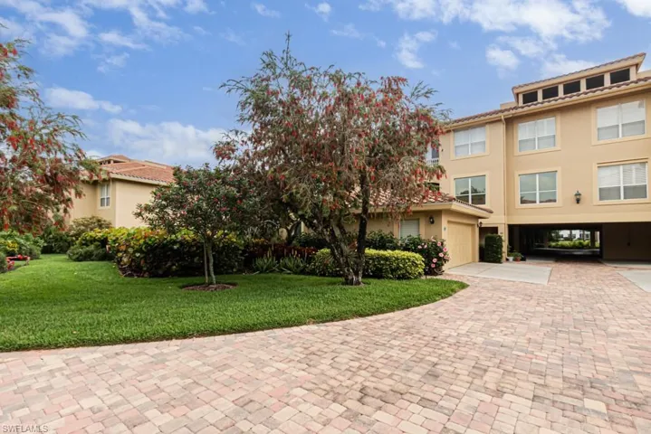 1885 Les Chateaux BLVD # 101, NAPLES FL 34109