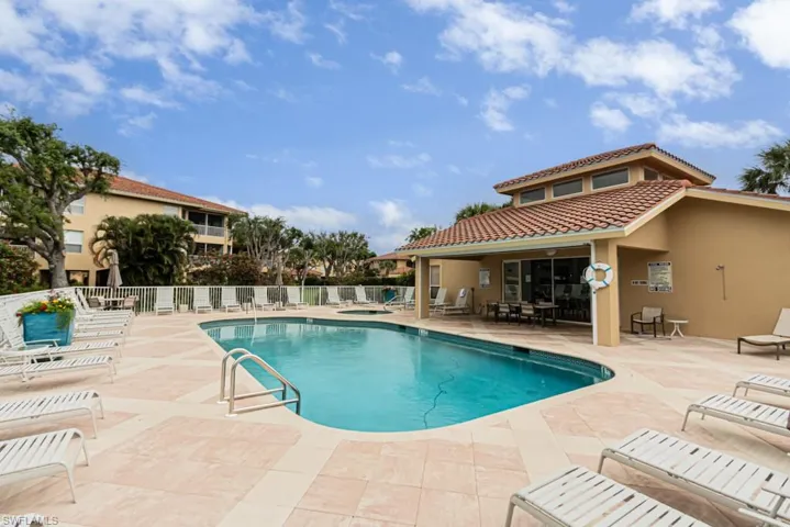 1885 Les Chateaux BLVD # 101, NAPLES FL 34109