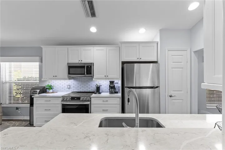 9974 Horse Creek Rd, Fort Myers, Florida 33913