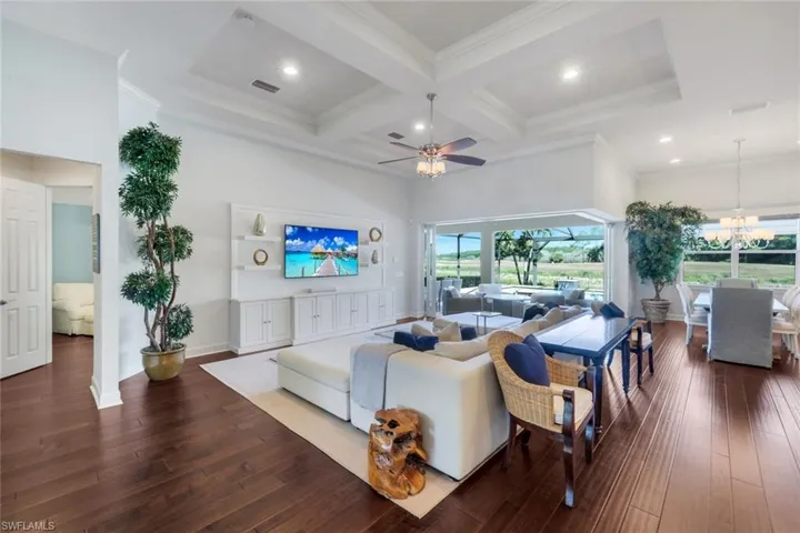 9238 Ores Cir, Naples, Florida 34120