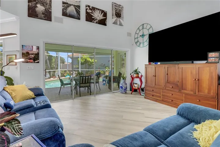 1097 Jardin Dr, Naples Fl 34104