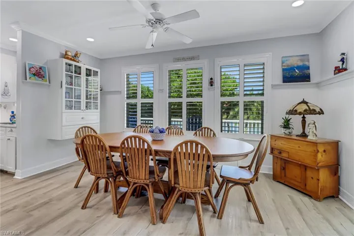1097 Jardin Dr, Naples Fl 34104
