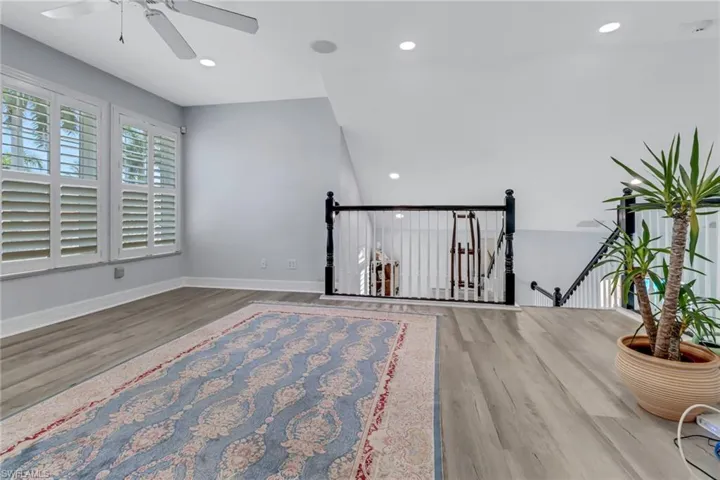 1097 Jardin Dr, Naples Fl 34104