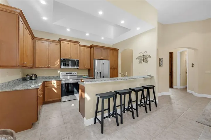 Kitchen breakfast bar area.