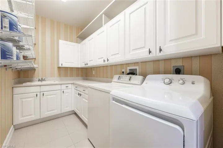 14270 Royal Harbour Ct 323, Fort Myers, Florida 33908