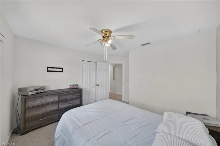 2613 Sw 27th St, Cape Coral, Florida 33914