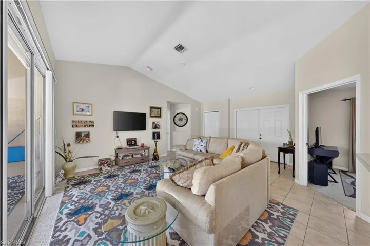 2613 Sw 27th St, Cape Coral, Florida 33914