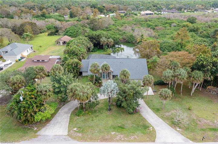2.27 Acres of privacy