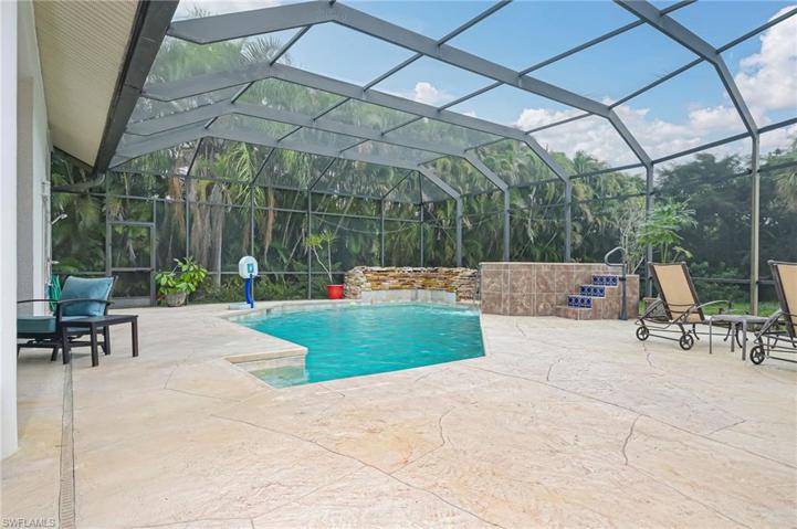 1551 sq. ft deck! Screened-n pool, hot tub, and outdoor shower