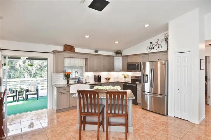 529  Durion  DR, Lehigh Acres, FL 33974