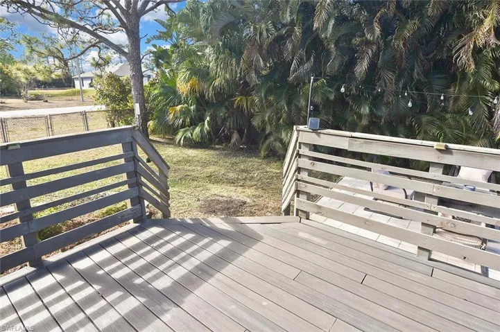529  Durion  DR, Lehigh Acres, FL 33974