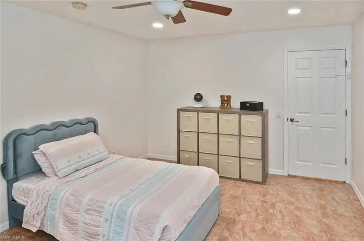529  Durion  DR, Lehigh Acres, FL 33974