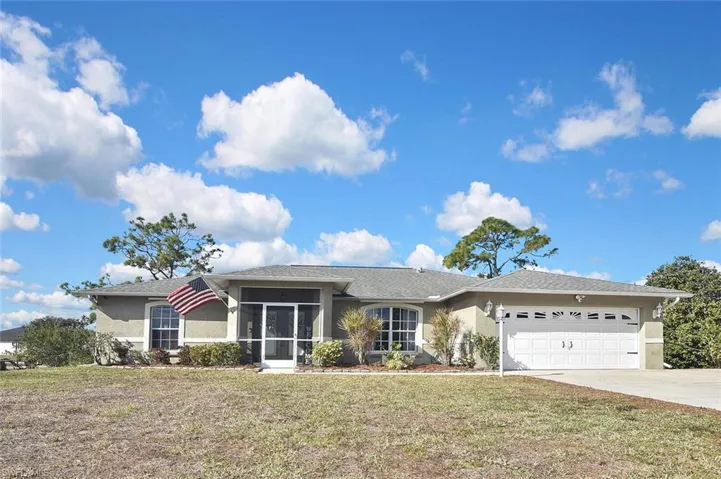 529  Durion  DR, Lehigh Acres, FL 33974