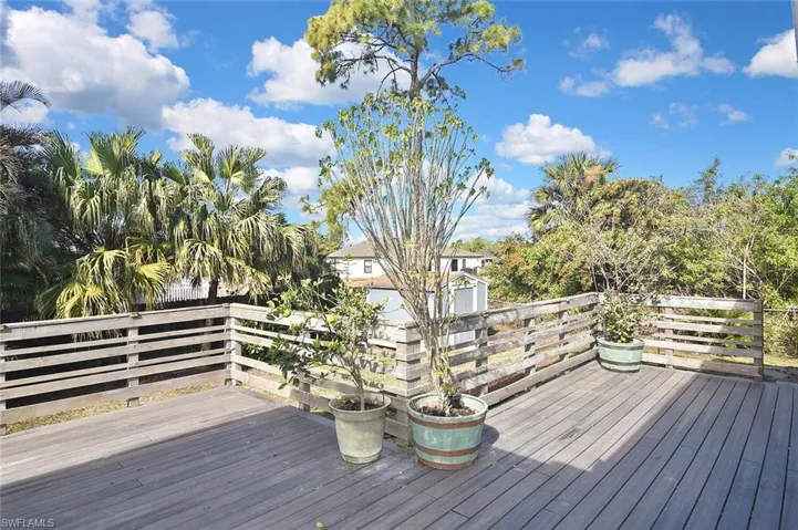 529  Durion  DR, Lehigh Acres, FL 33974