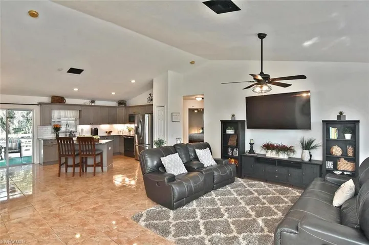 529  Durion  DR, Lehigh Acres, FL 33974