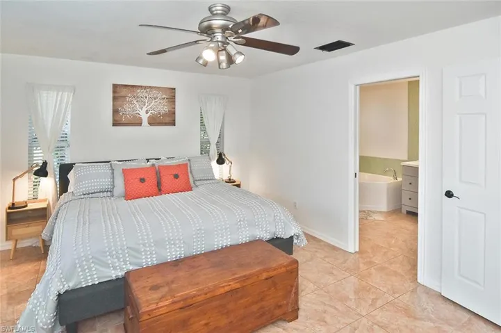 529  Durion  DR, Lehigh Acres, FL 33974
