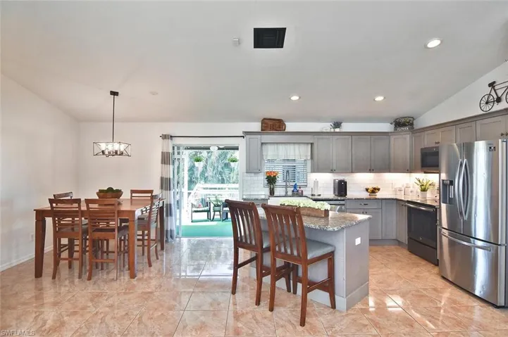 529  Durion  DR, Lehigh Acres, FL 33974