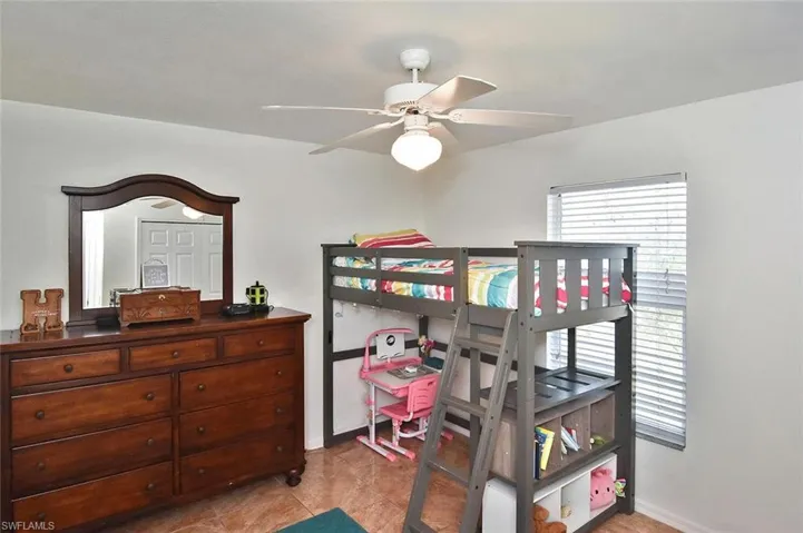 529  Durion  DR, Lehigh Acres, FL 33974