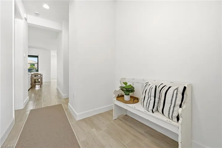 20281 Fair Oak Ln, Estero, Florida 33928