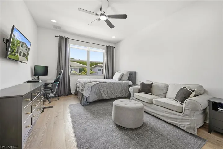 20281 Fair Oak Ln, Estero, Florida 33928