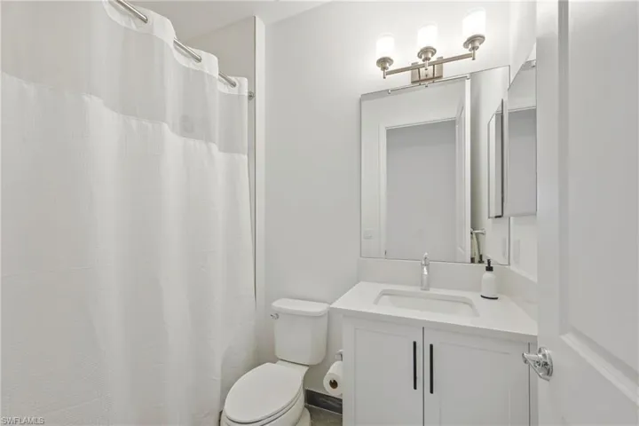 20281 Fair Oak Ln, Estero, Florida 33928