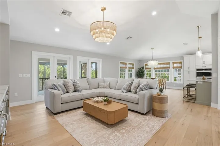1538  Wilton  LN, Sanibel, FL 33957