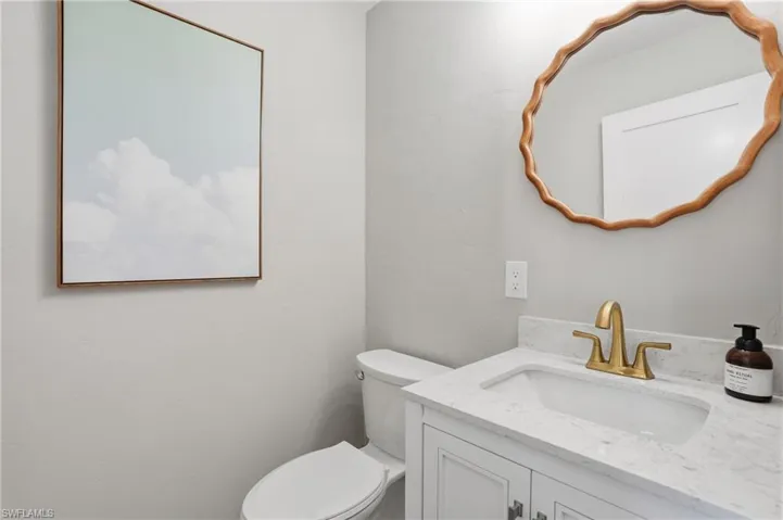 1538  Wilton  LN, Sanibel, FL 33957