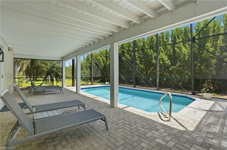 1538  Wilton  LN, Sanibel, FL 33957