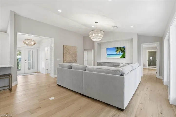 1538  Wilton  LN, Sanibel, FL 33957