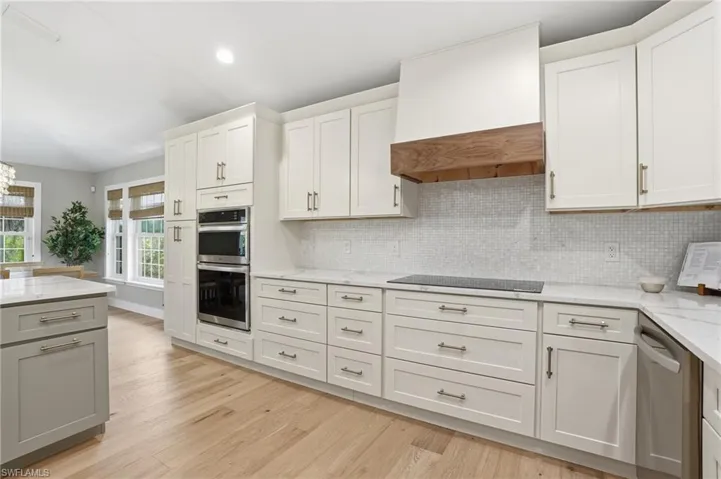 1538  Wilton  LN, Sanibel, FL 33957