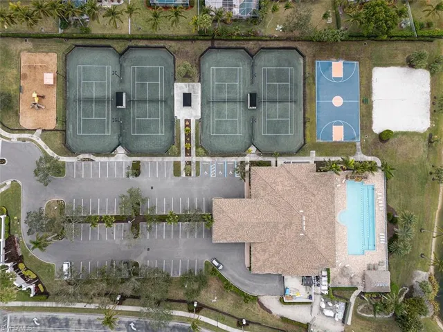 Community_clubhouse_with_courts_and_pool