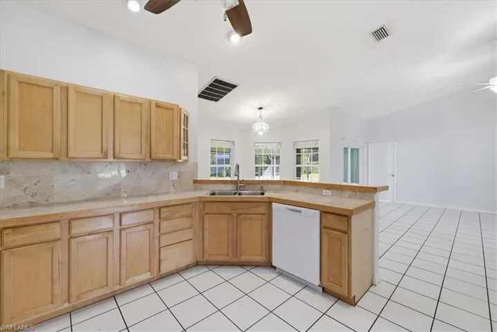 4530  Springview  CIR, Labelle, FL 33935