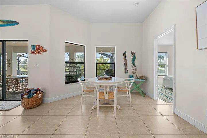 2704 Sw 4th Pl, Cape Coral, Florida 33914