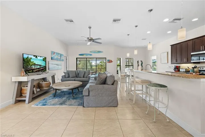 2704 Sw 4th Pl, Cape Coral, Florida 33914