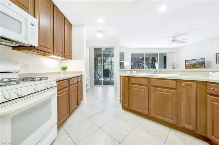 1760 Tarpon Bay DR S # 101, NAPLES FL 34119