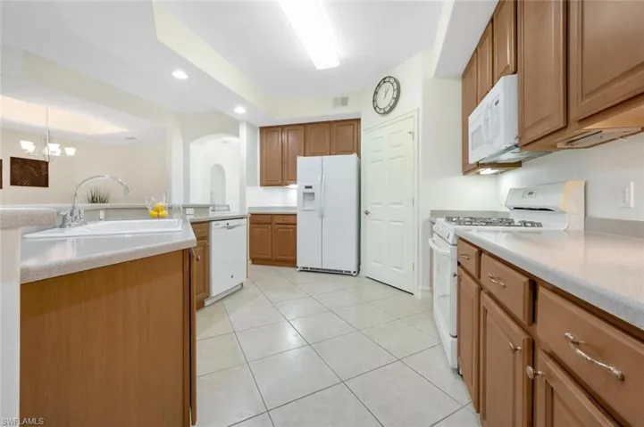 1760 Tarpon Bay DR S # 101, NAPLES FL 34119