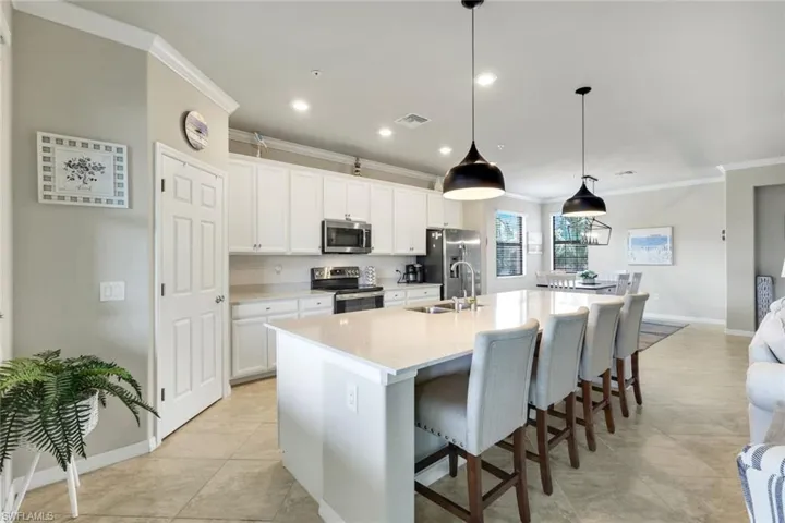 17311 Cherrywood Ct 8303, Bonita Springs, Florida 34135