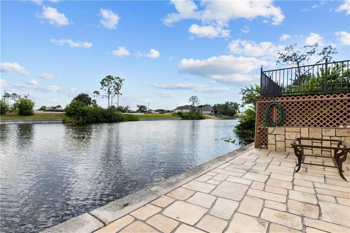 2533 NW 22nd PL, CAPE CORAL FL 33993