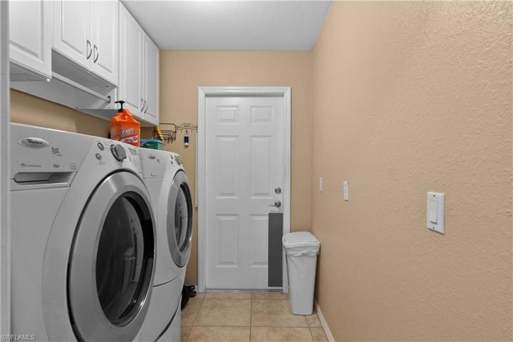 2533 NW 22nd PL, CAPE CORAL FL 33993
