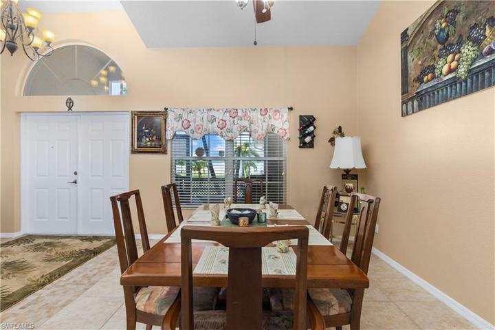 2533 NW 22nd PL, CAPE CORAL FL 33993