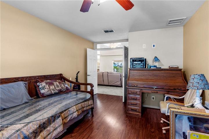2533 NW 22nd PL, CAPE CORAL FL 33993