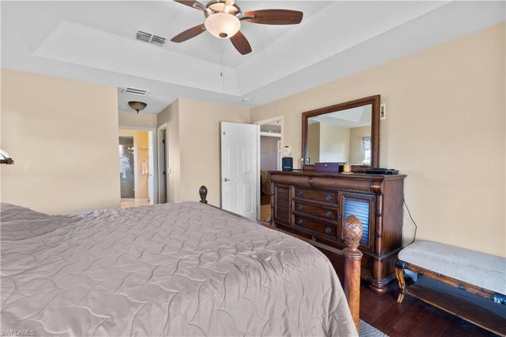 2533 NW 22nd PL, CAPE CORAL FL 33993