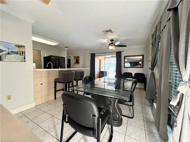 690 95th Ave N, Naples, Florida 34108