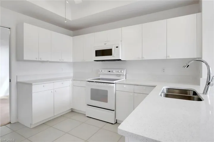 13910  Eagle Ridge Lakes  DR, Fort Myers, FL 33912