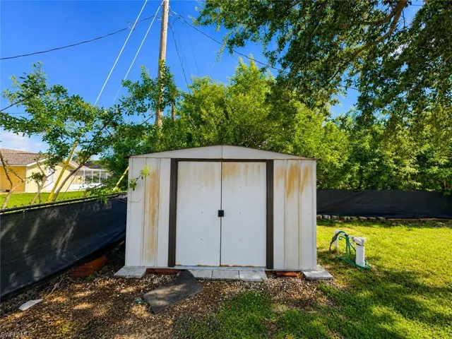 2600 Nw 1st Pl, Cape Coral, Florida 33993