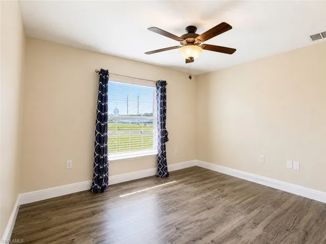 2600 Nw 1st Pl, Cape Coral, Florida 33993
